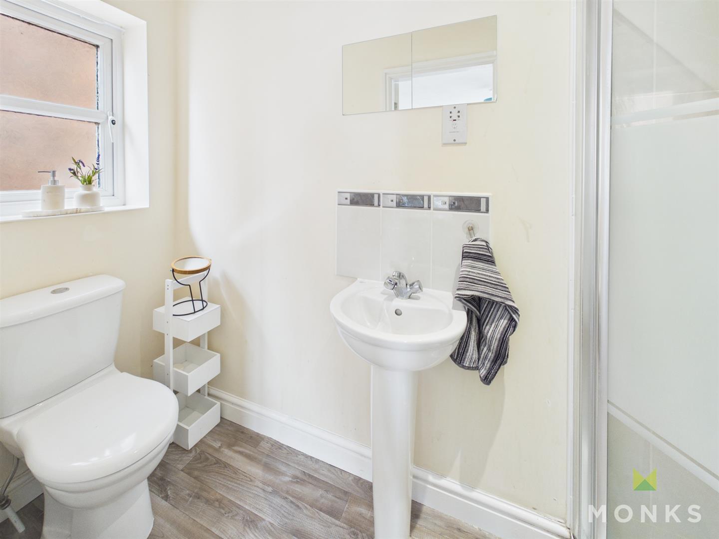 50 Milars Field, Oswestry, SY10 9PU For Sale